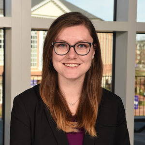 Meet your Posher, Alexis